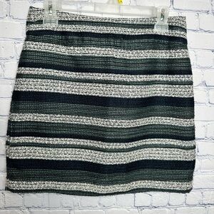 Beautiful  navy blue/gray/dark green striped LOFT skirt. Size 6